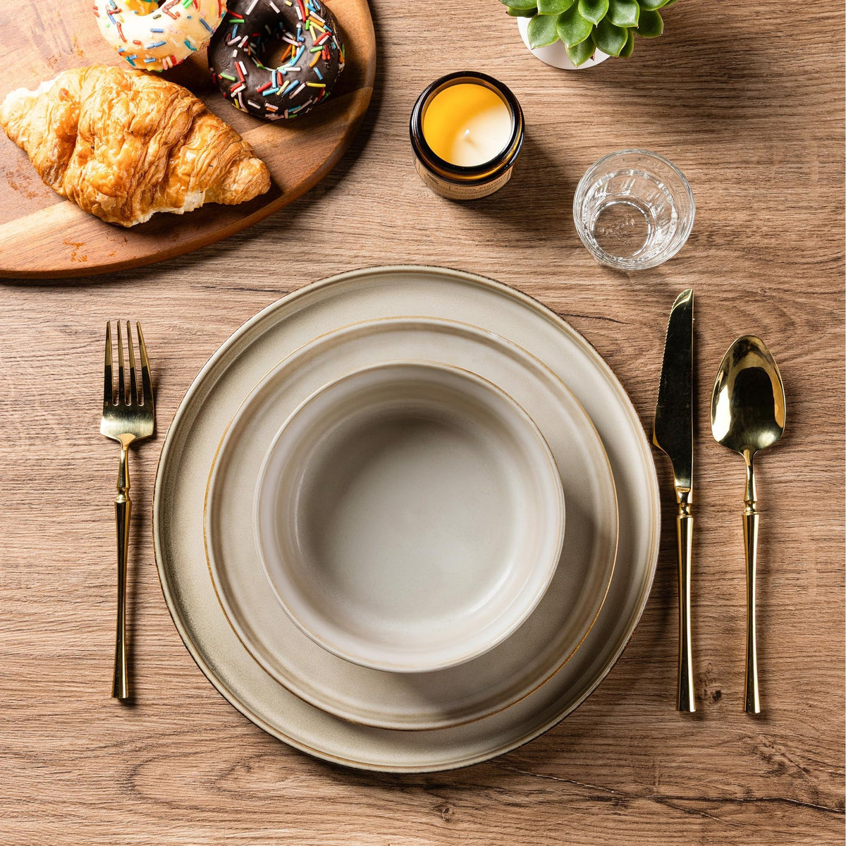 SayMOJO Stoneware Dinnerware Set – Reactive Glaze, Service for 8